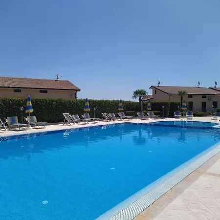 Apartment Villaggio Emerald *