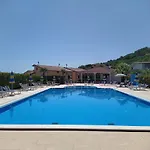 Villaggio Emerald