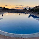Villaggio Emerald Lägenhet *