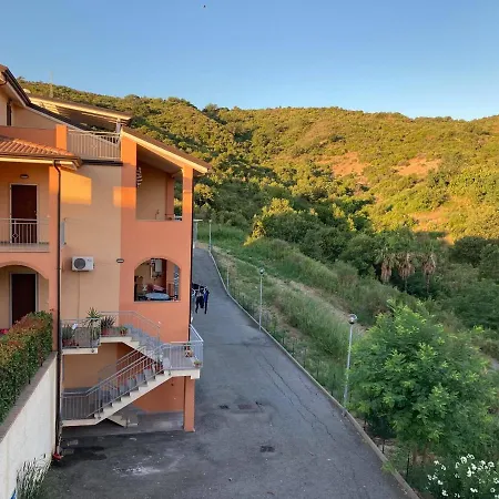 Villaggio Emerald מנדטוריצ'ו