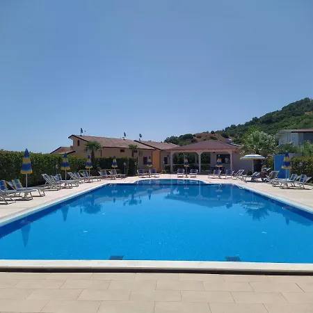 Villaggio Emerald